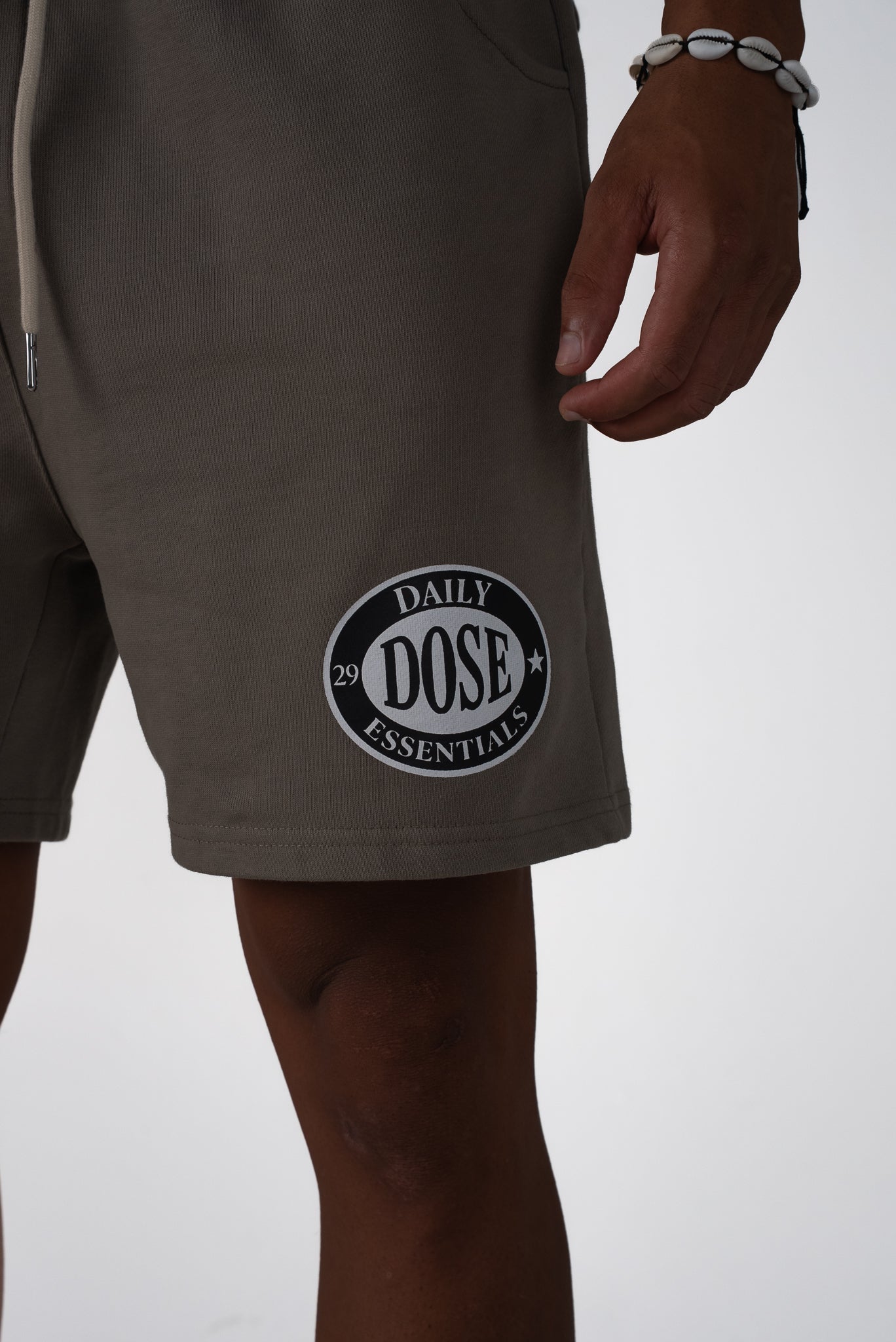 Shorts 02 - Project Dose